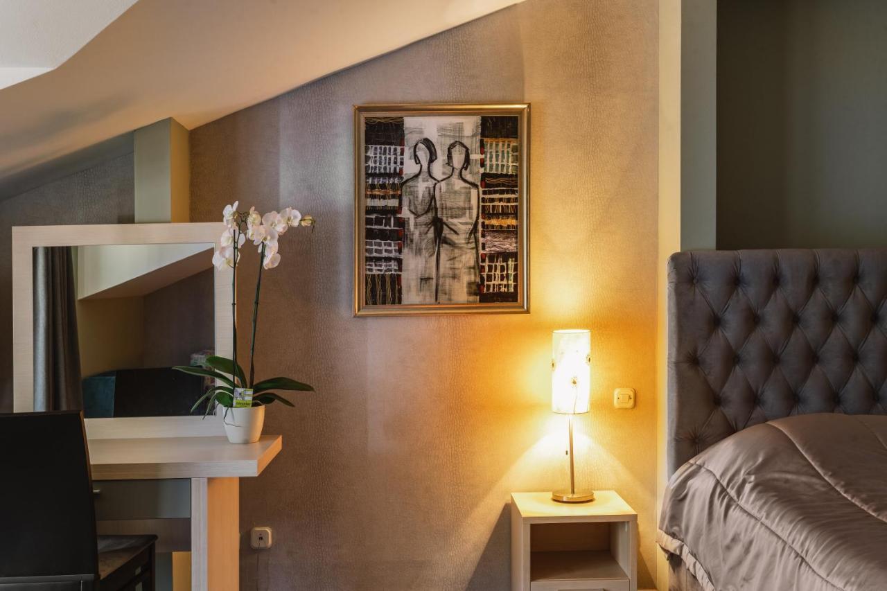 Romantique Veles Hotel Buitenkant foto