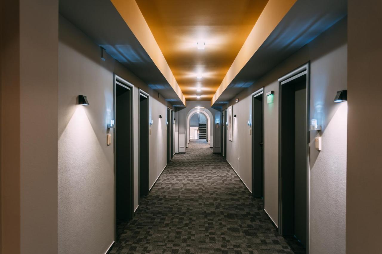 Romantique Veles Hotel Buitenkant foto