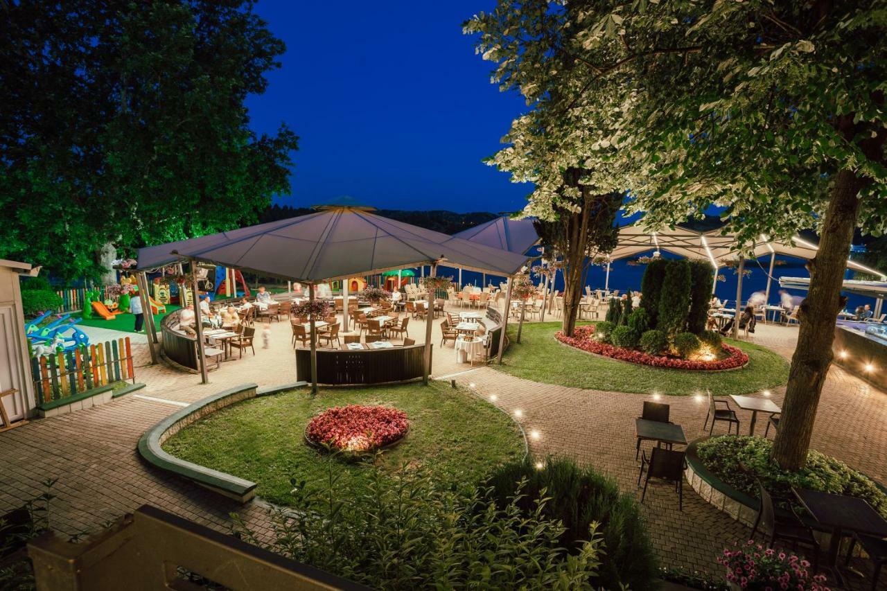 Romantique Veles Hotel Buitenkant foto