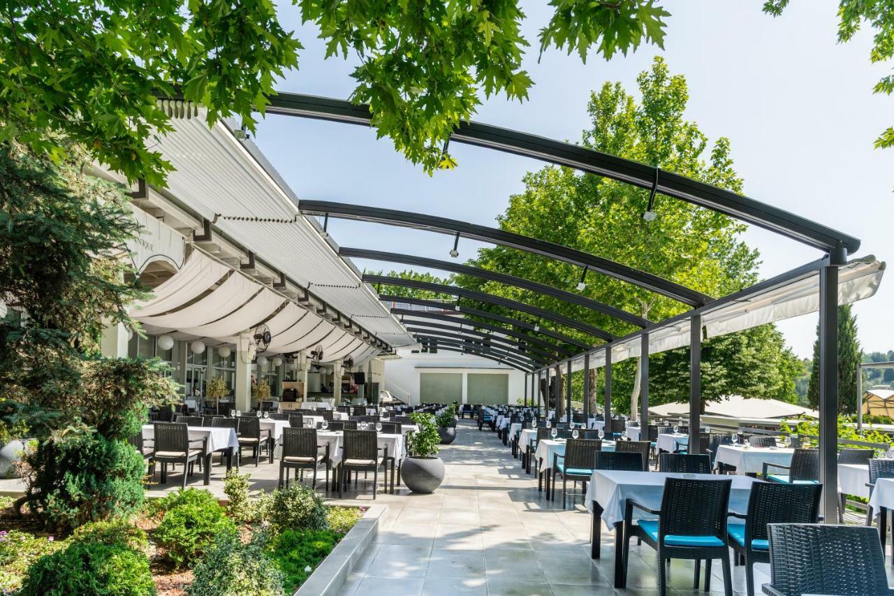 Romantique Veles Hotel Buitenkant foto